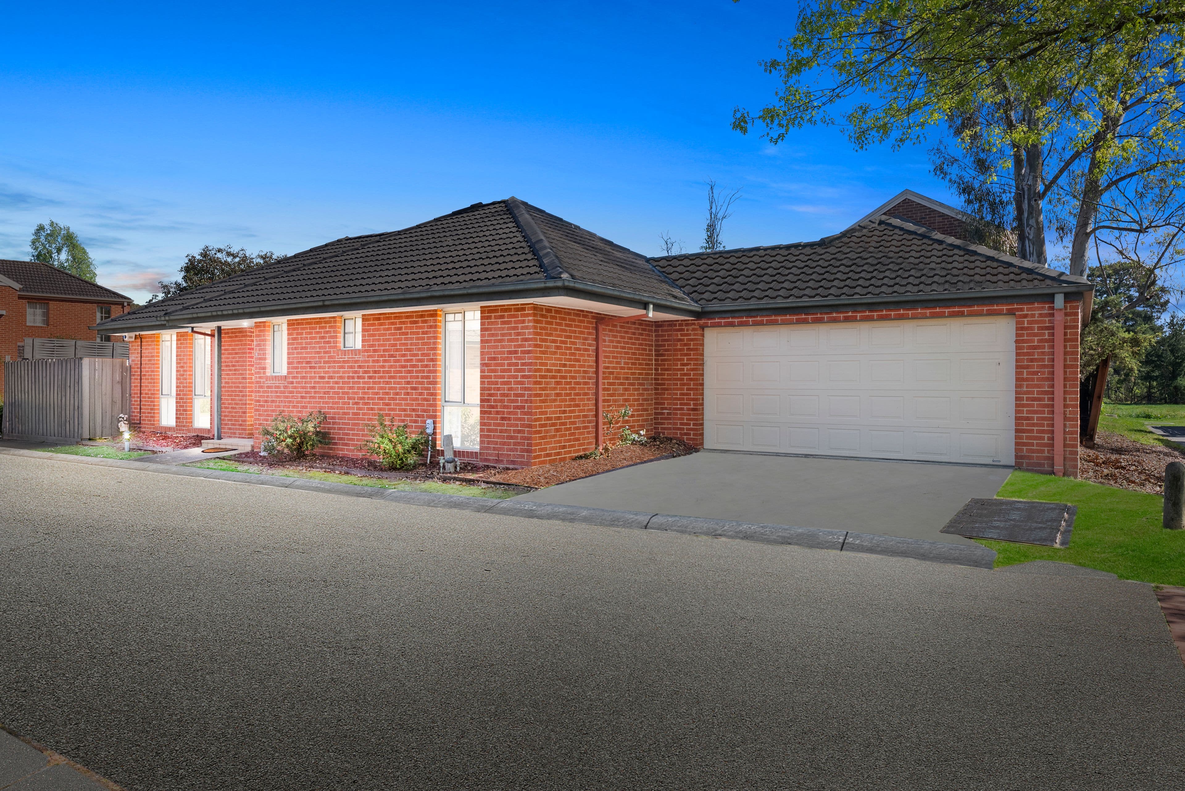 19 Earls Court, Wantirna South VIC 3152, Wantirna South - Image 1