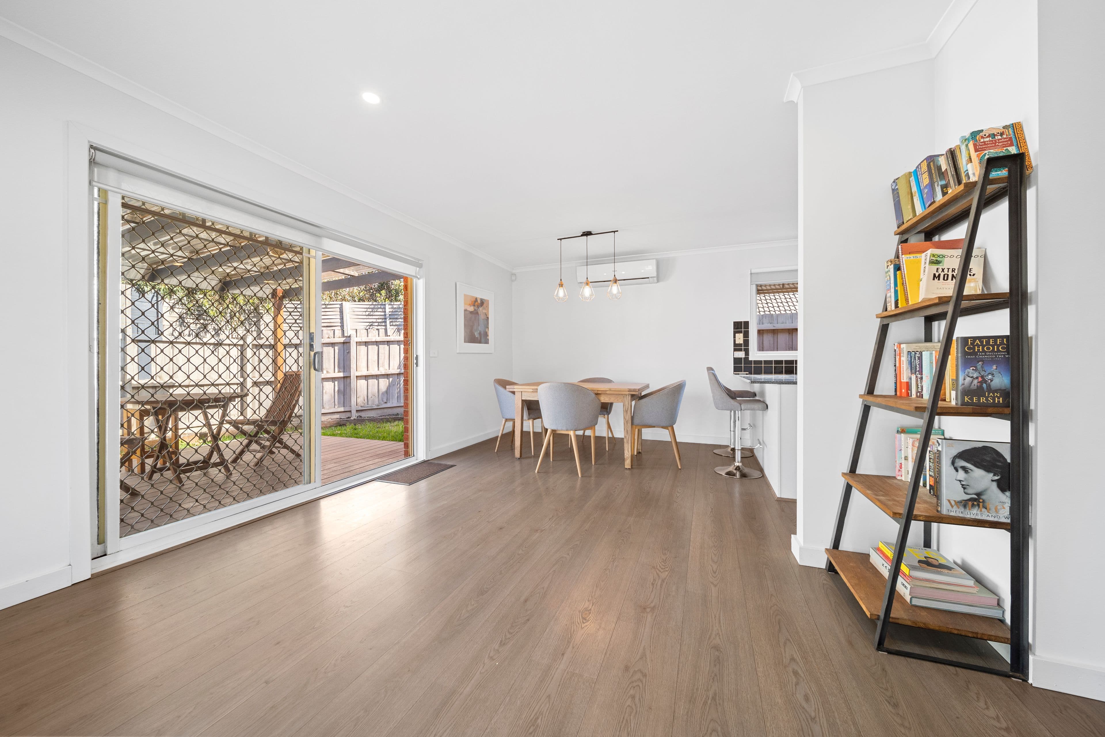 19 Earls Court, Wantirna South VIC 3152, Wantirna South - Thumbnail 3