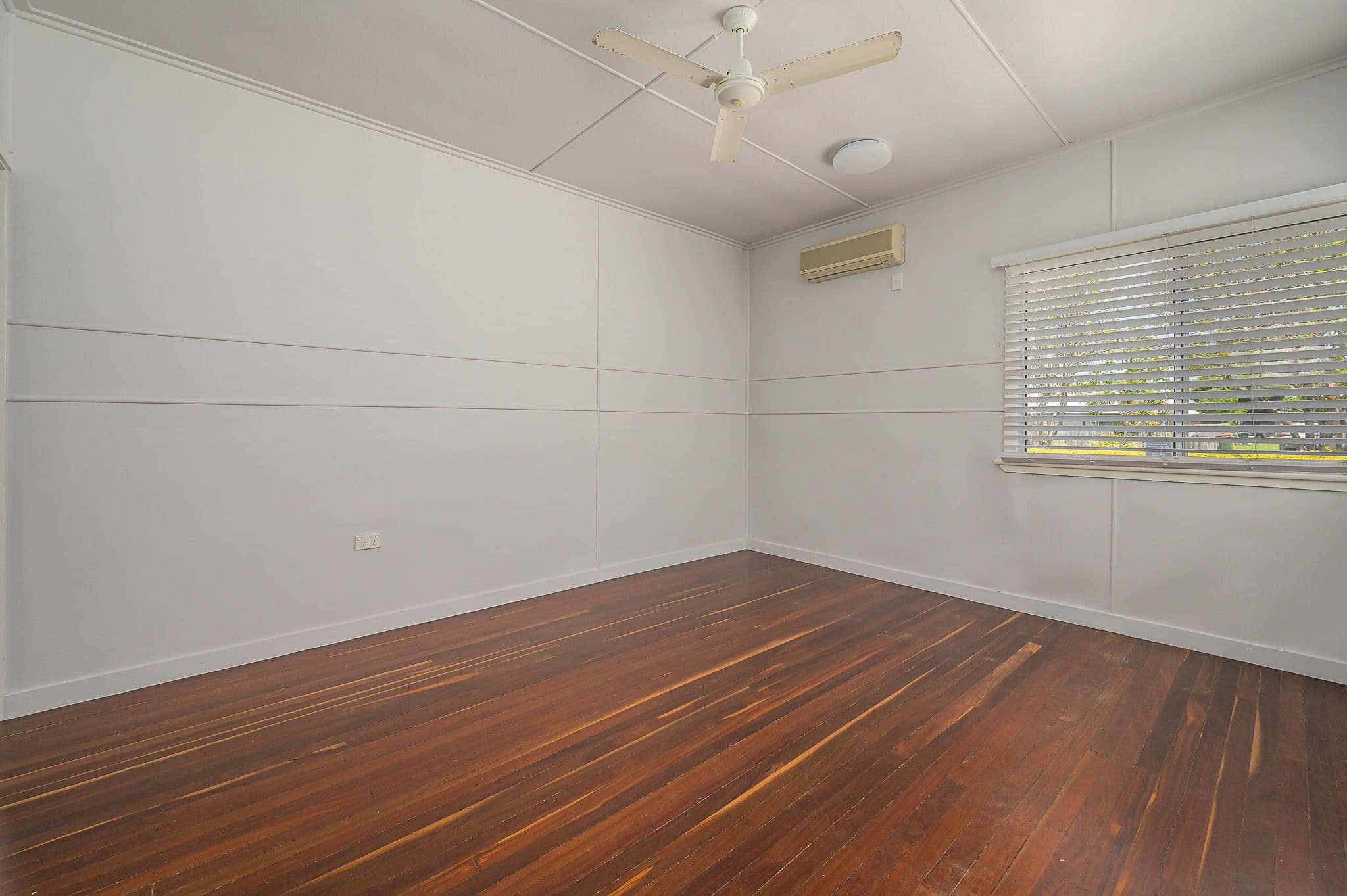 6 Agnes Street, South Gladstone QLD 4680, South Gladstone - Thumbnail 5