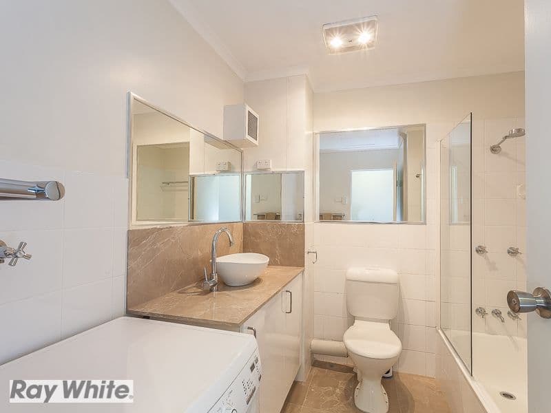 24 Dixon Street, Strathpine QLD 4500, Strathpine - Thumbnail 3