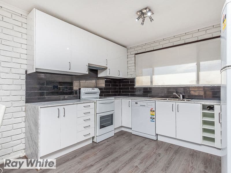 24 Dixon Street, Strathpine QLD 4500, Strathpine - Thumbnail 5