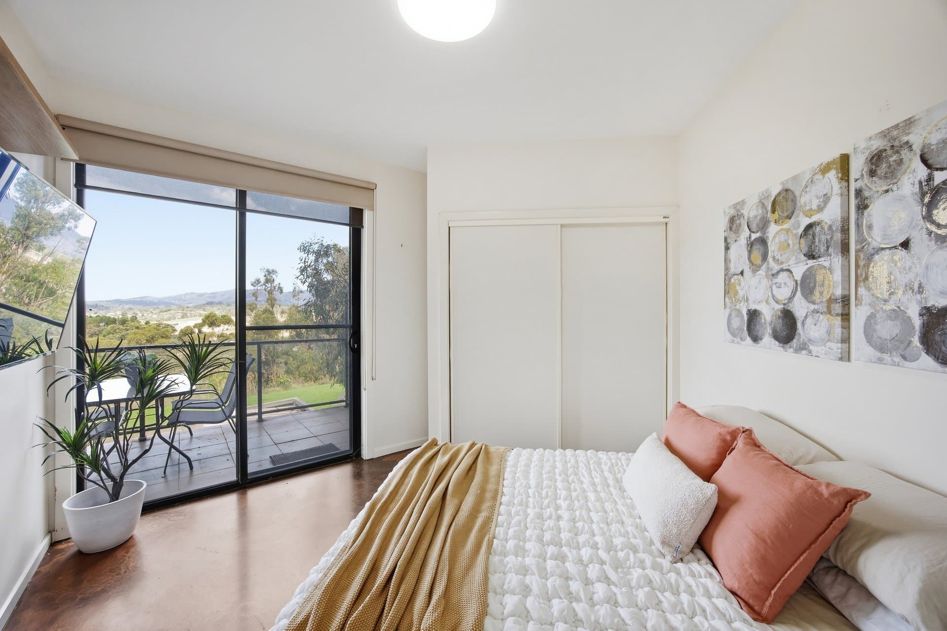 39 White Close, Lilydale - Thumbnail 6