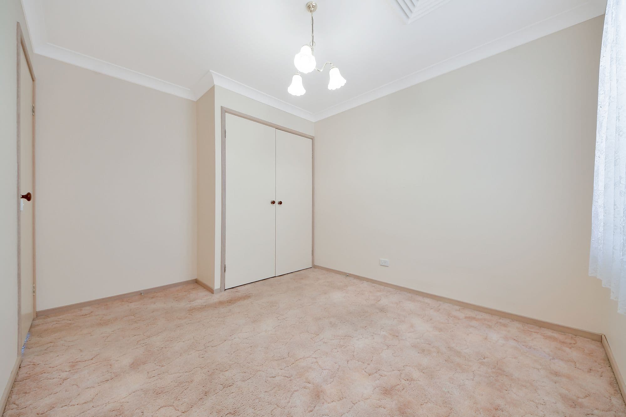 85 Epping Forest Drive, Kearns - Thumbnail 7