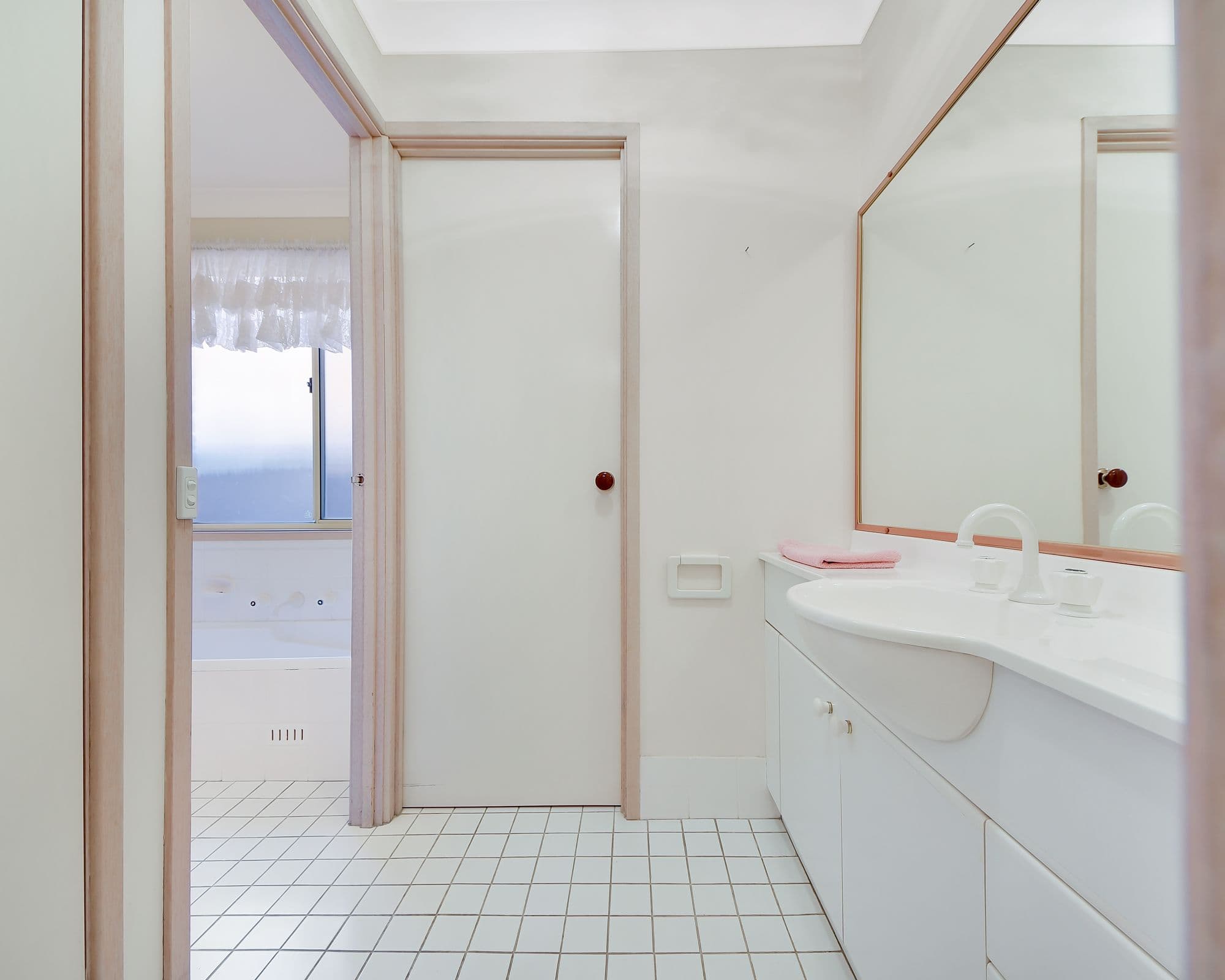 85 Epping Forest Drive, Kearns - Thumbnail 8