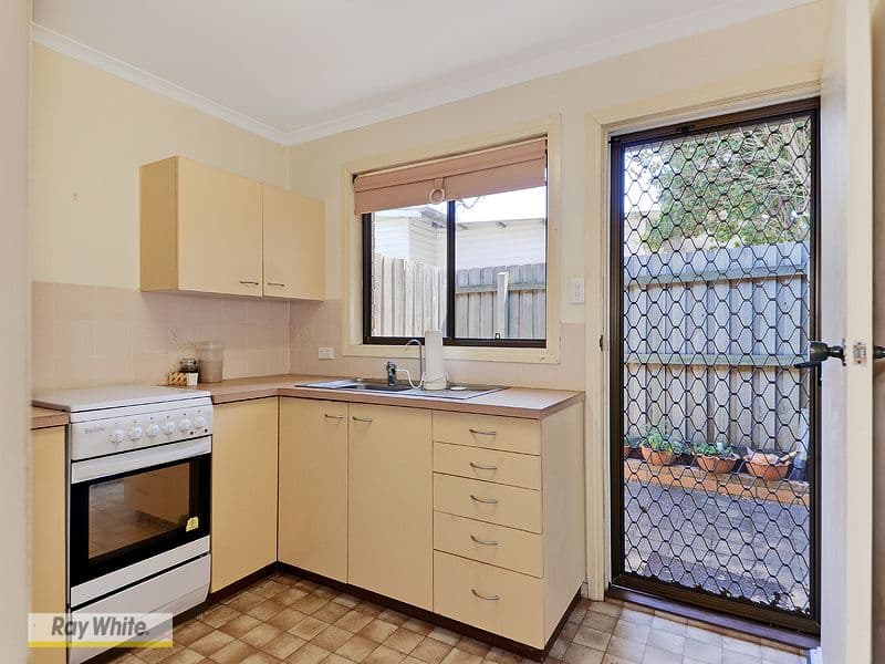 34 Queen Street, SCARBOROUGH QLD 4020, Scarborough - Thumbnail 4