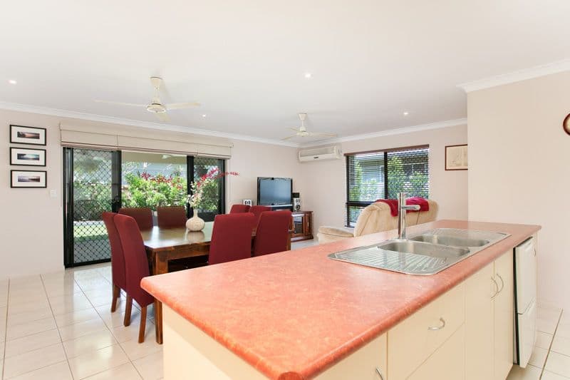 8 Bromell Close, Redlynch QLD 4870, Redlynch - Thumbnail 4