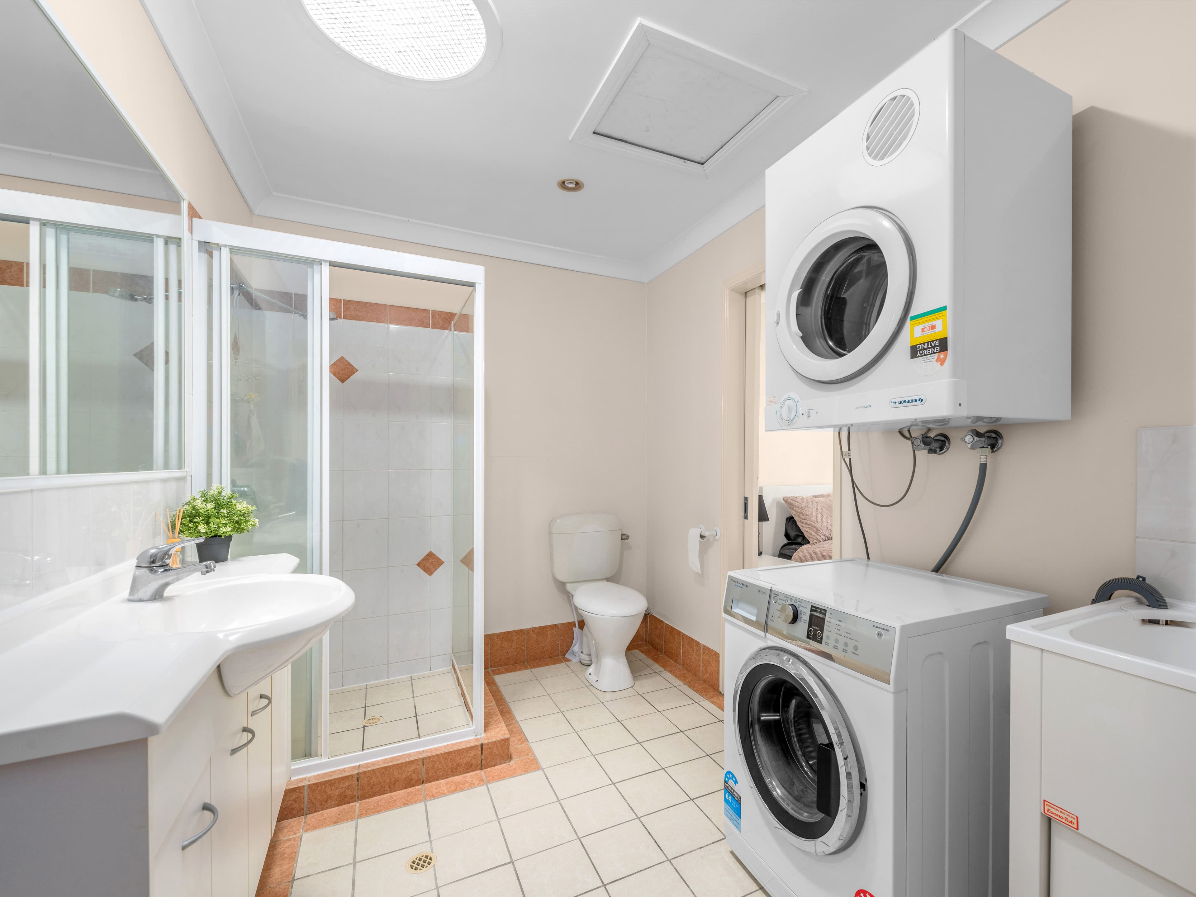 111 Wellington Road, East Brisbane QLD 4169, East Brisbane - Thumbnail 8