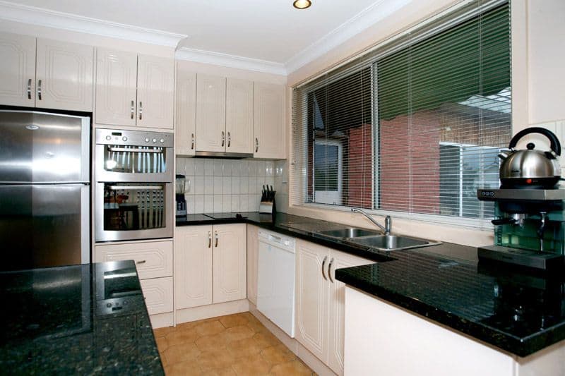 7 Benambra Drive, TEMPLESTOWE LOWER VIC 3107, Templestowe Lower - Thumbnail 5