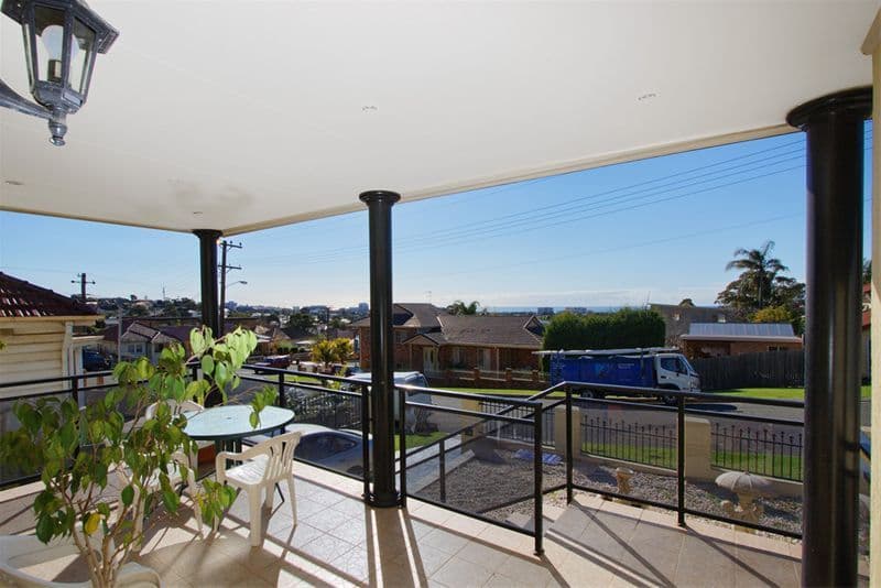 6  Harold Street, CONISTON NSW 2500, Coniston - Thumbnail 2