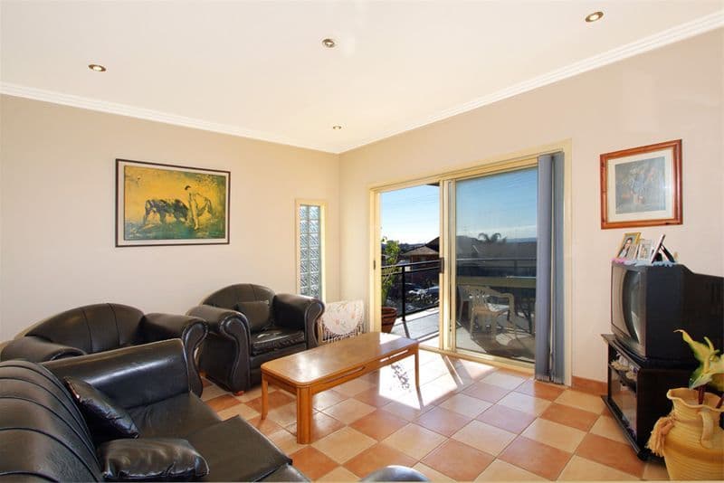 6  Harold Street, CONISTON NSW 2500, Coniston - Thumbnail 5