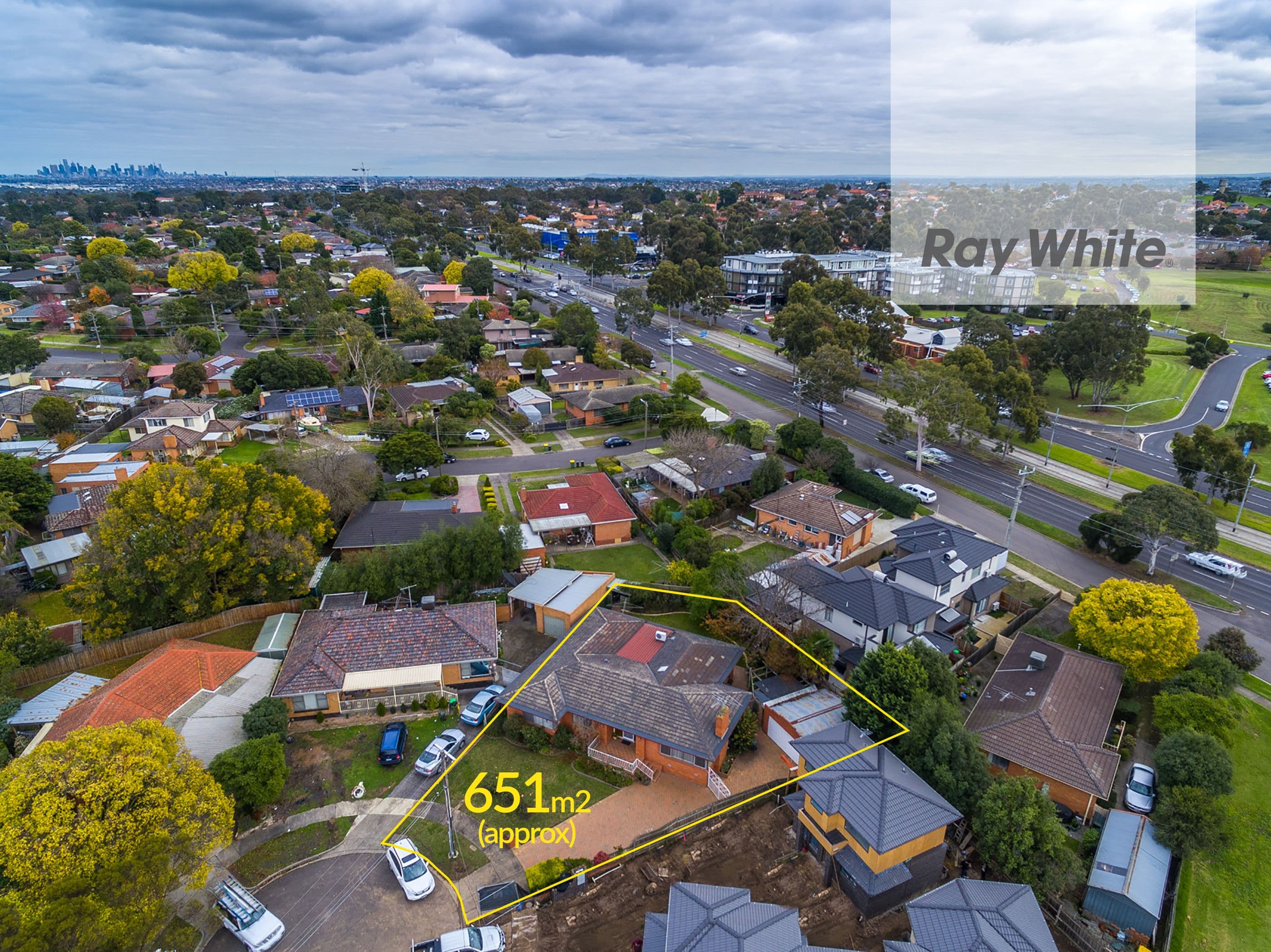 9 Edro Court, Bundoora VIC 3083, Bundoora - Thumbnail 2