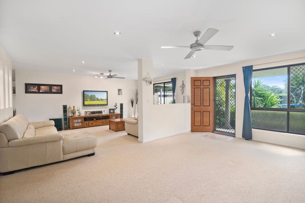 5 Beech Court, Elanora QLD 4221, Elanora - Thumbnail 4