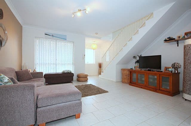 57 Bellevue Avenue, GEORGES HALL NSW 2198, Georges Hall - Thumbnail 4