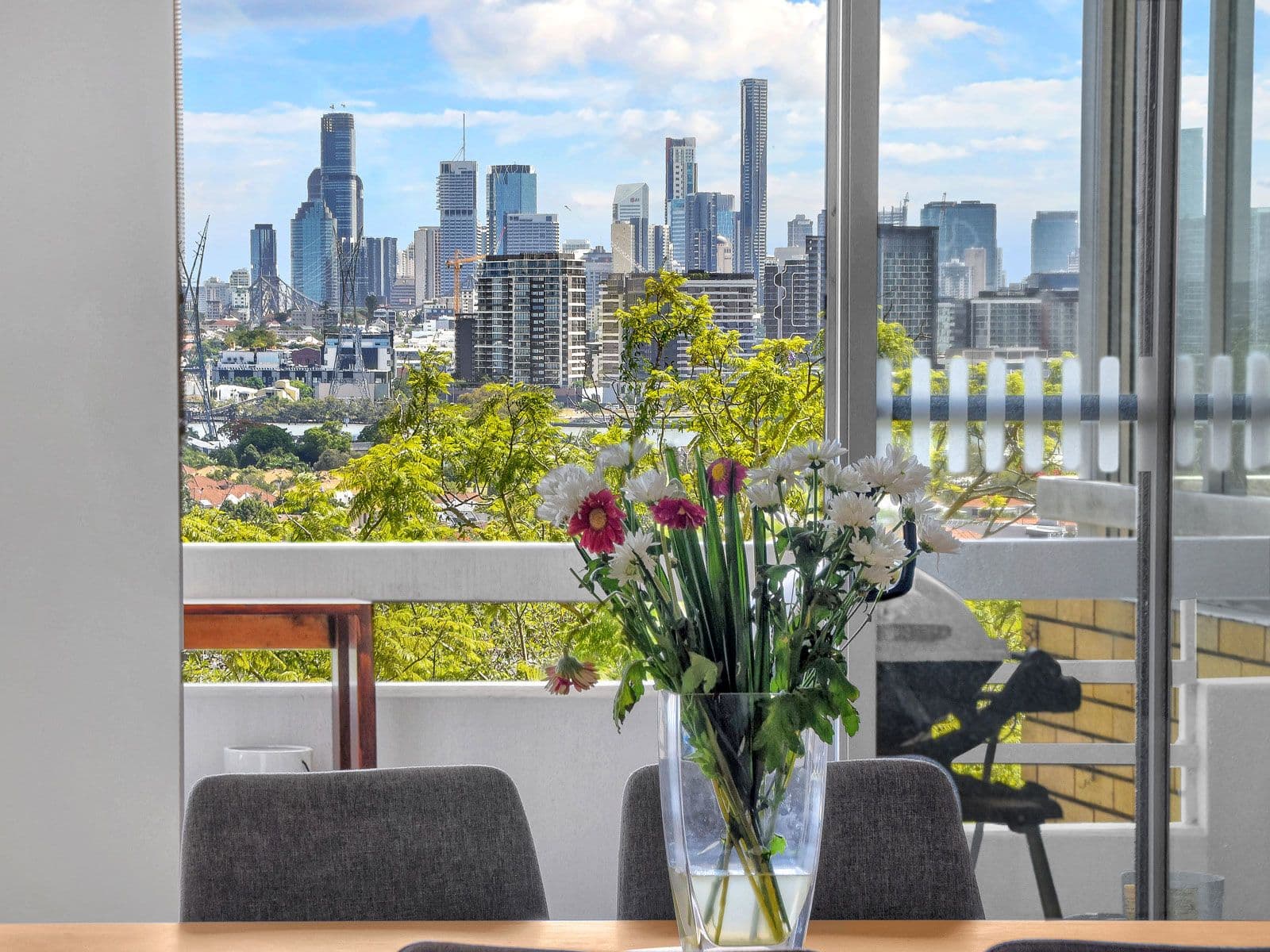 16 Mullens Street, Hamilton QLD 4007, Hamilton - Thumbnail 3