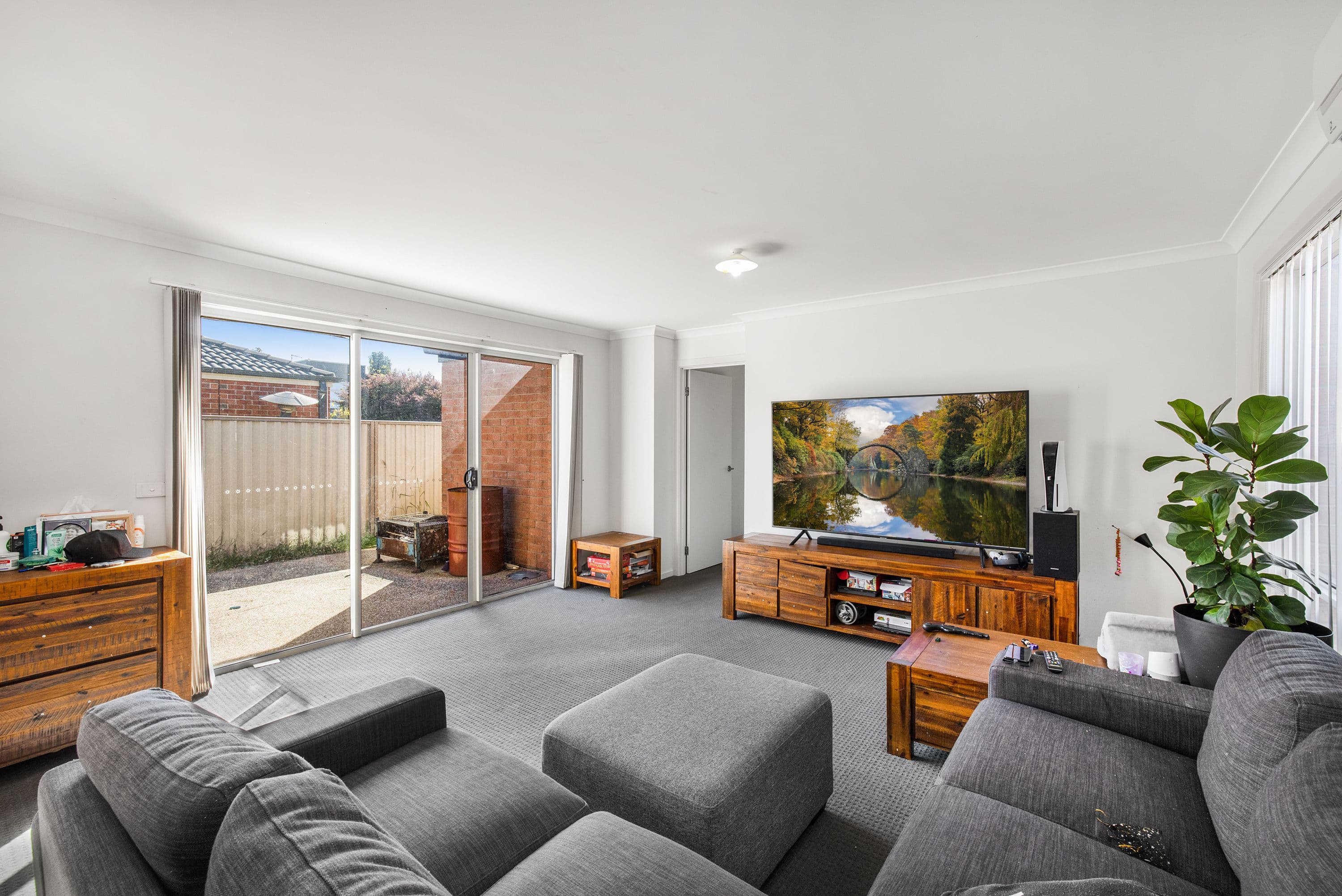 90 Henry Road, Pakenham VIC 3810, Pakenham - Thumbnail 5
