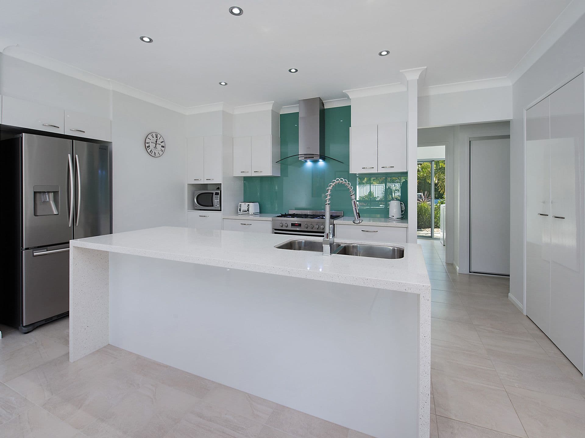 19-21 Allan Avenue, Glass House Mountains QLD 4518, Glass House Mountains - Thumbnail 3
