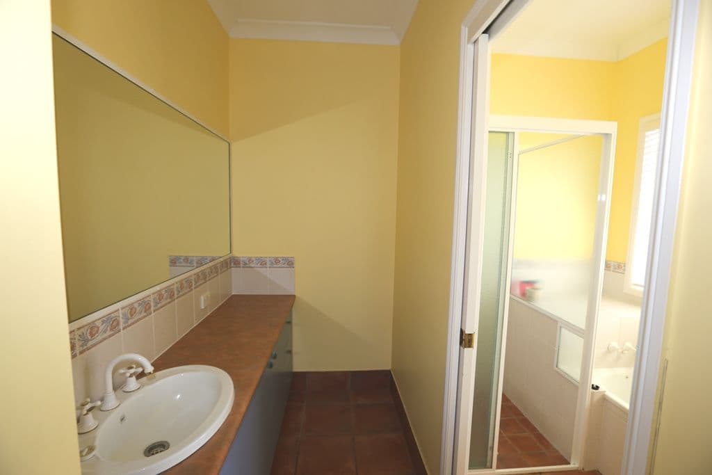 30 Dyson Drive, DARLING HEIGHTS QLD 4350, Darling Heights - Thumbnail 5