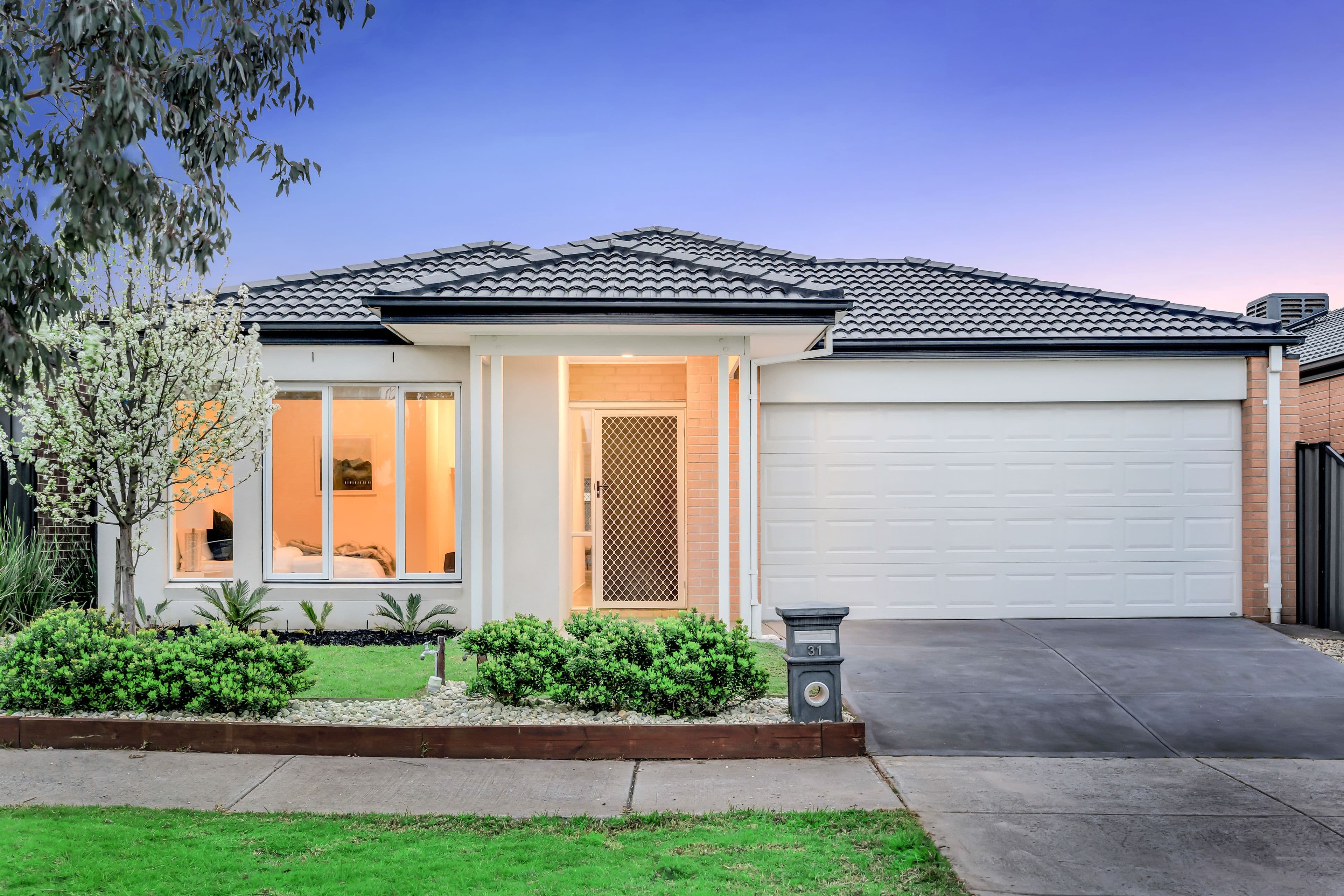 31 Peninsula Crescent, Craigieburn VIC 3064, Craigieburn - Image 1