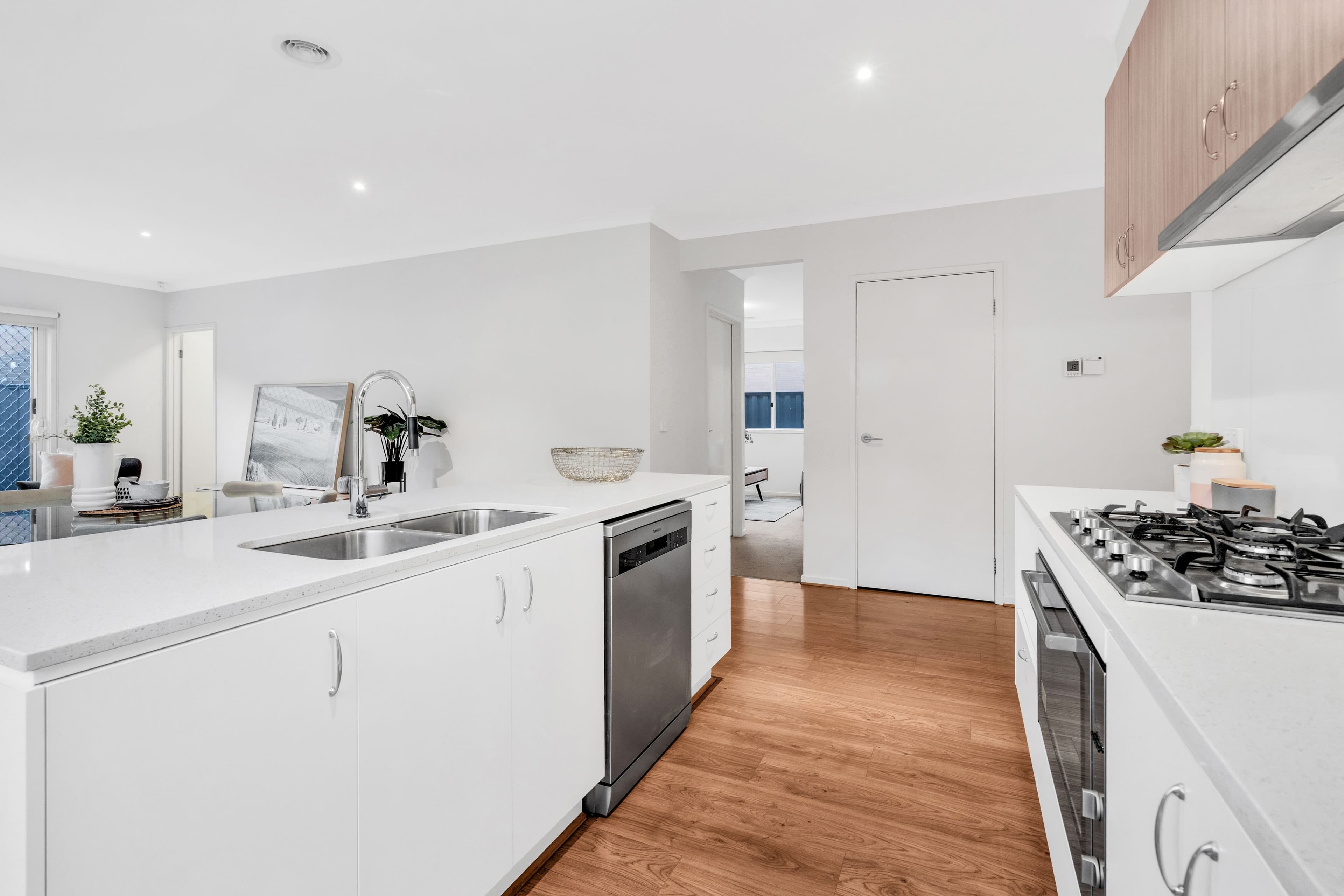 31 Peninsula Crescent, Craigieburn VIC 3064, Craigieburn - Thumbnail 8