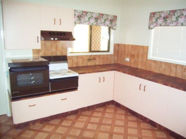 60 Hypatia, CHINCHILLA QLD 4413, Chinchilla - Thumbnail 2