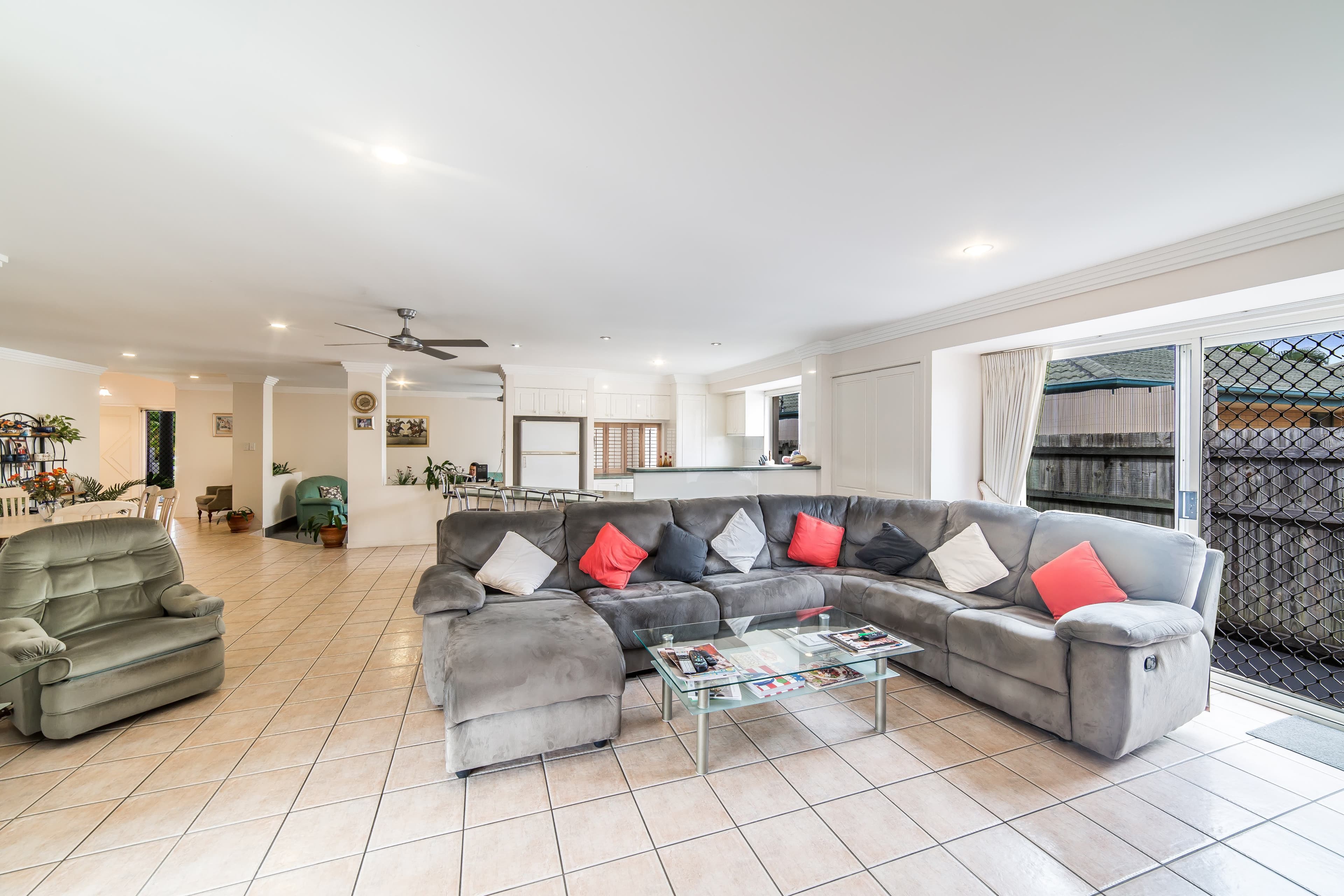 8 Bushlark Street, Varsity Lakes QLD 4227, Varsity Lakes - Thumbnail 4