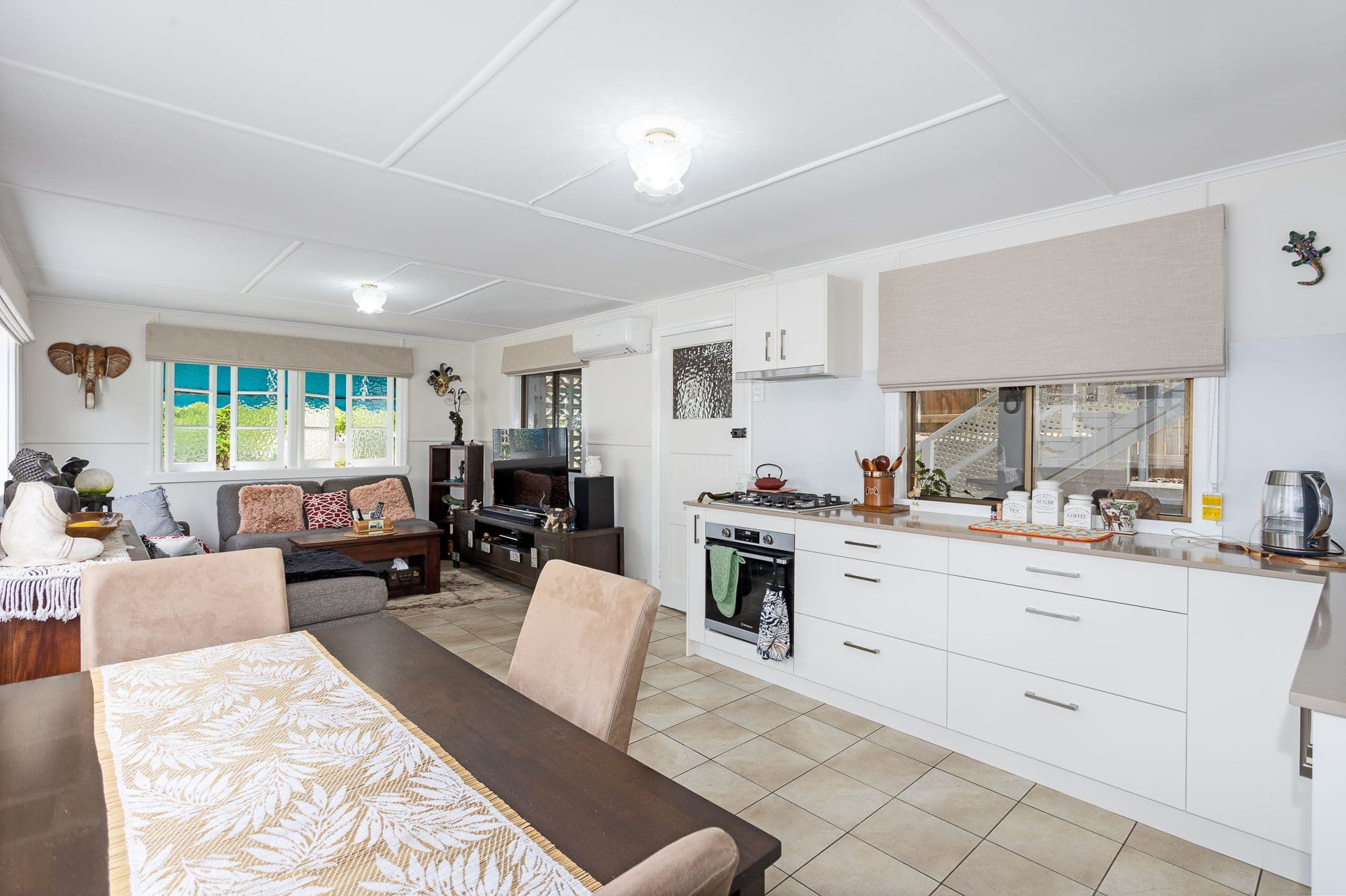 17 ALFRED Street, Woody Point QLD 4019, Woody Point - Thumbnail 3