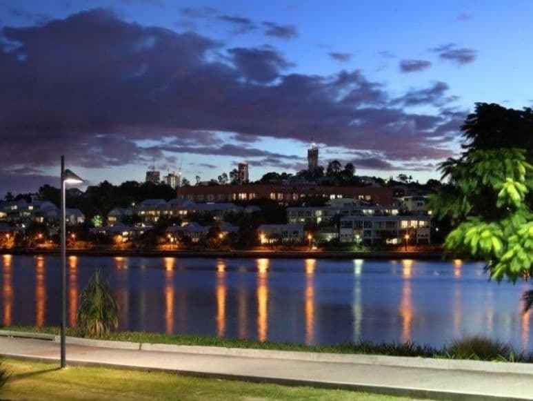 13 Waterline Crescent, Bulimba QLD 4171, Bulimba - Thumbnail 4