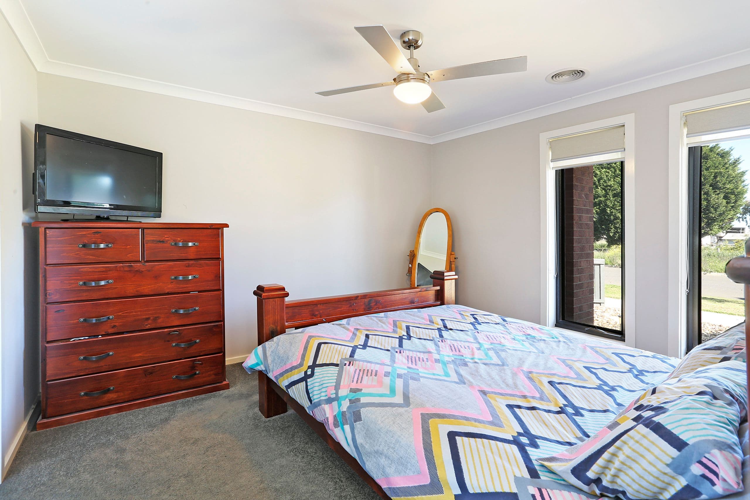 142 Canterbury Road West, Lara VIC 3212, Lara - Thumbnail 5
