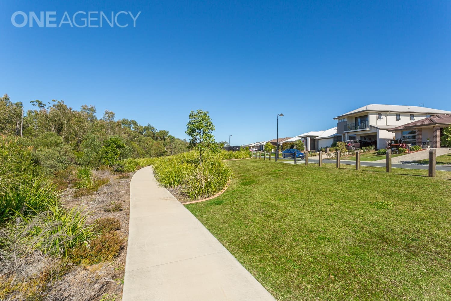14 Mapleton Drive, North Lakes, North Lakes - Thumbnail 2
