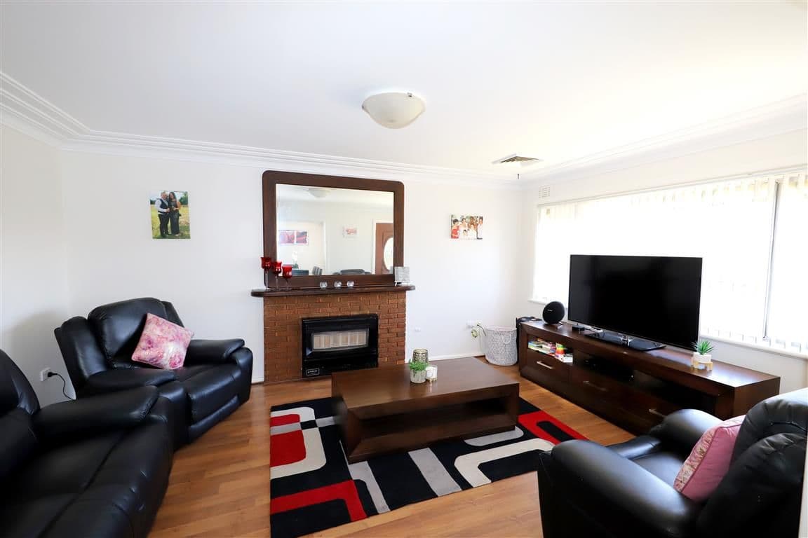 34 Clarke Street, Tumut - Thumbnail 4