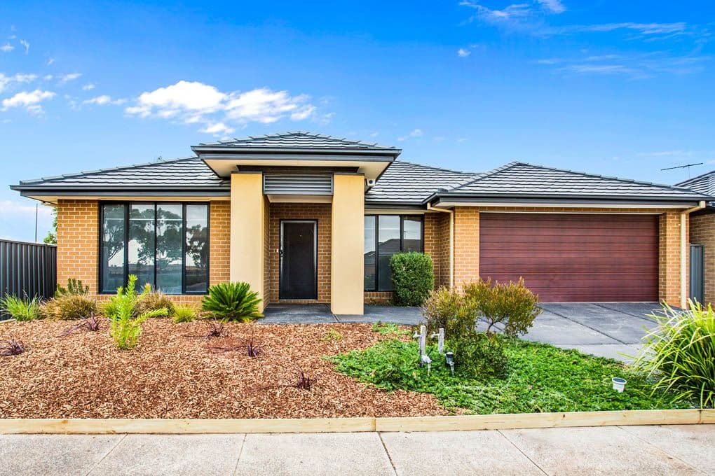 29 Burton Avenue, Kyneton, Kyneton - Image 1