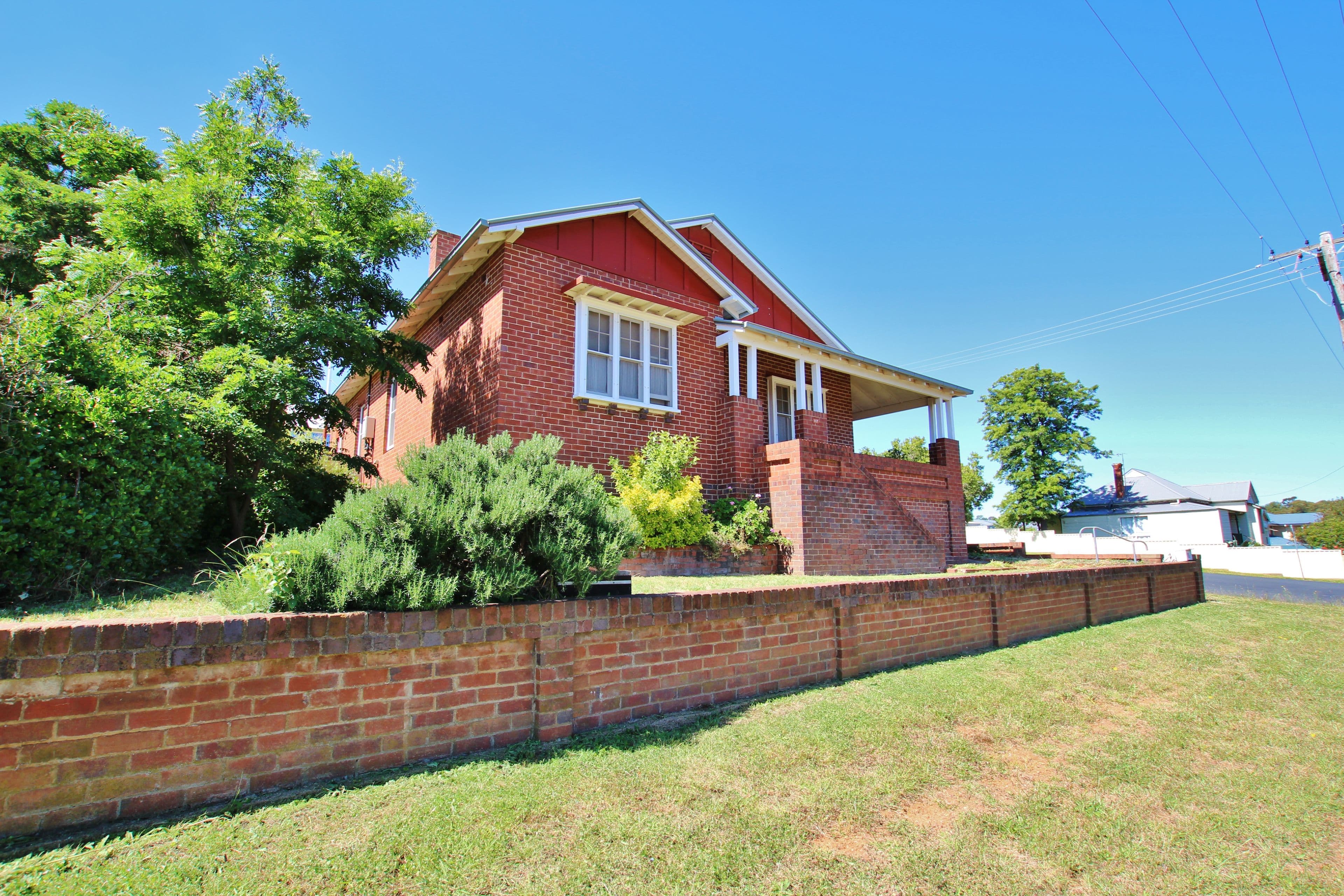 117 Nasmyth Street, Young NSW 2594, Young - Thumbnail 2