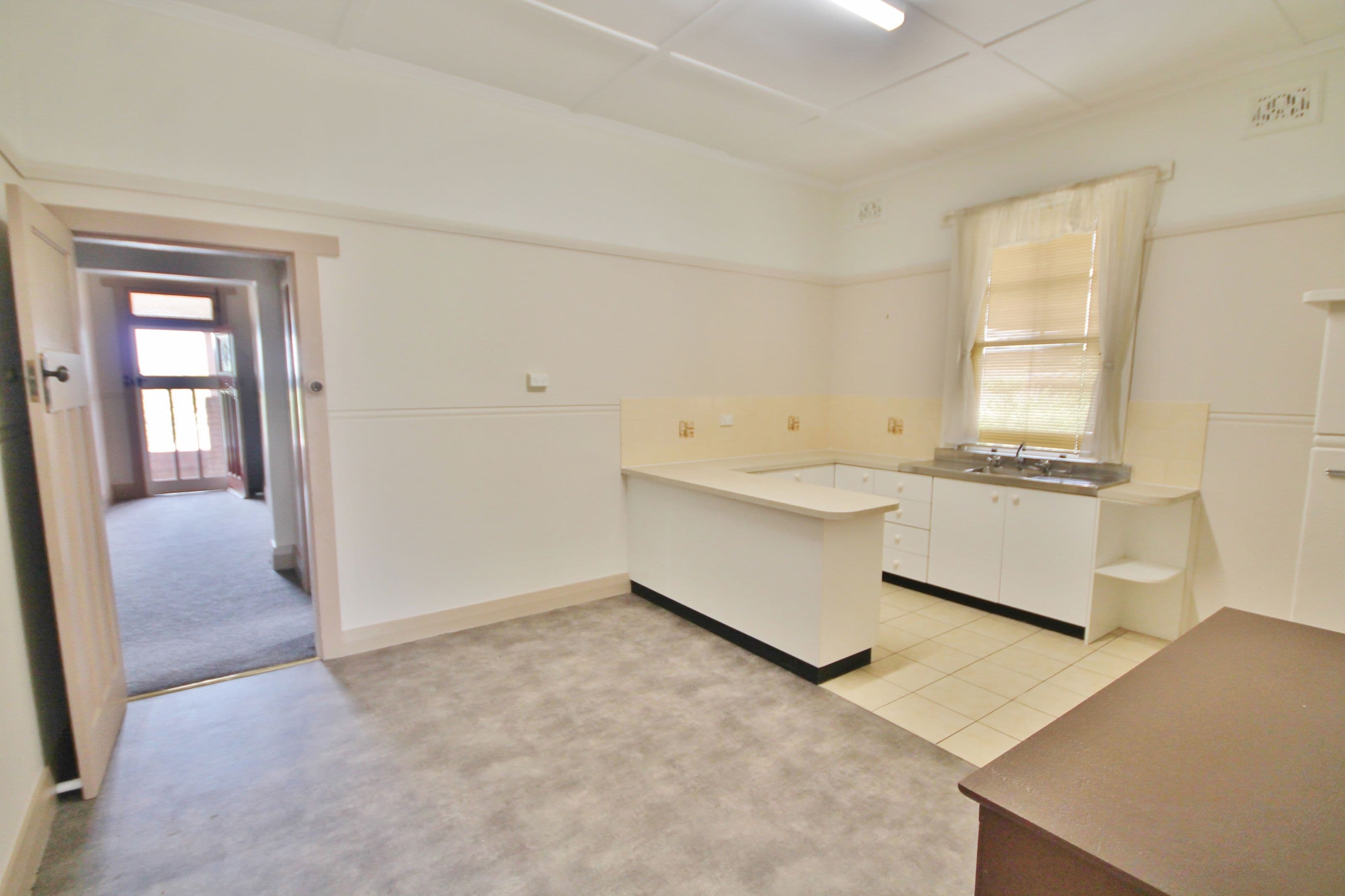 117 Nasmyth Street, Young NSW 2594, Young - Thumbnail 6