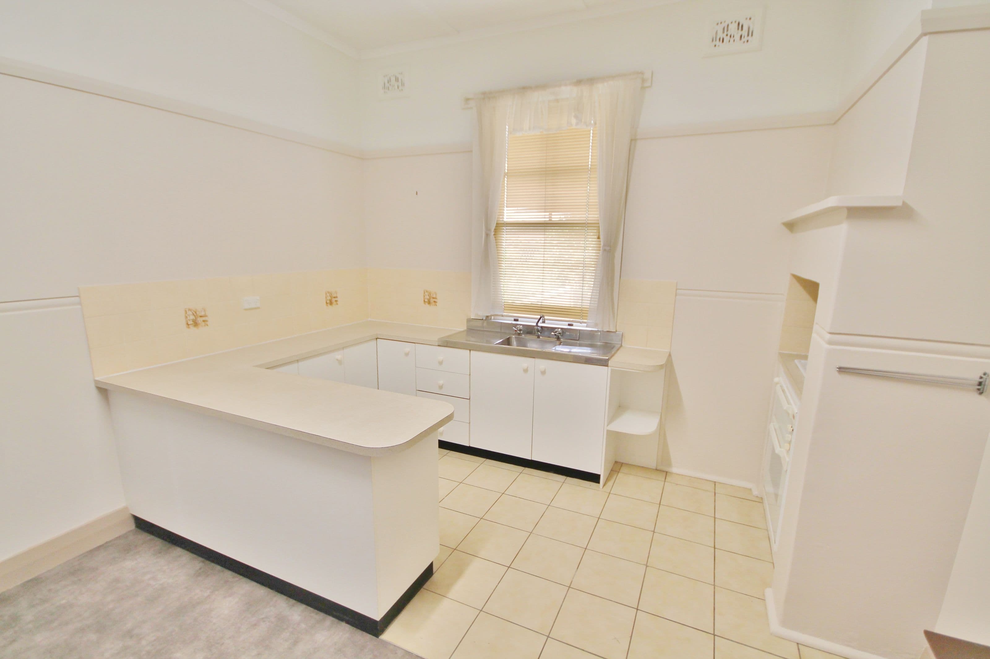 117 Nasmyth Street, Young NSW 2594, Young - Thumbnail 7