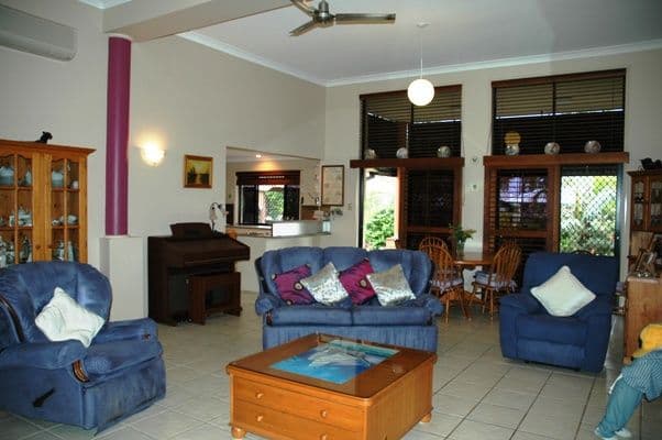22 Cairns Crecent, DECEPTION BAY QLD 4508, Deception Bay - Thumbnail 3