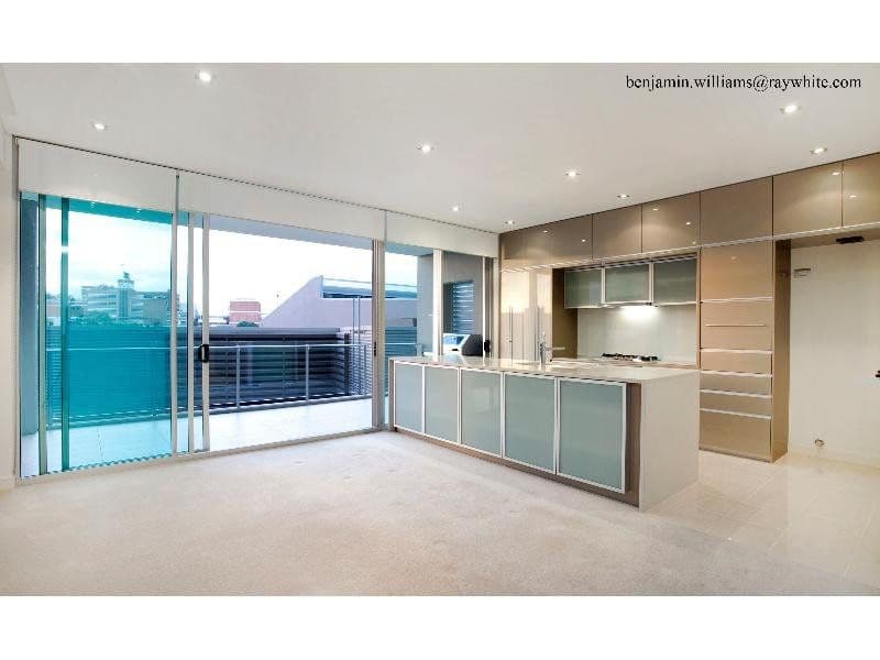 205 Coronation Drive, MILTON QLD 4064, Milton - Thumbnail 2