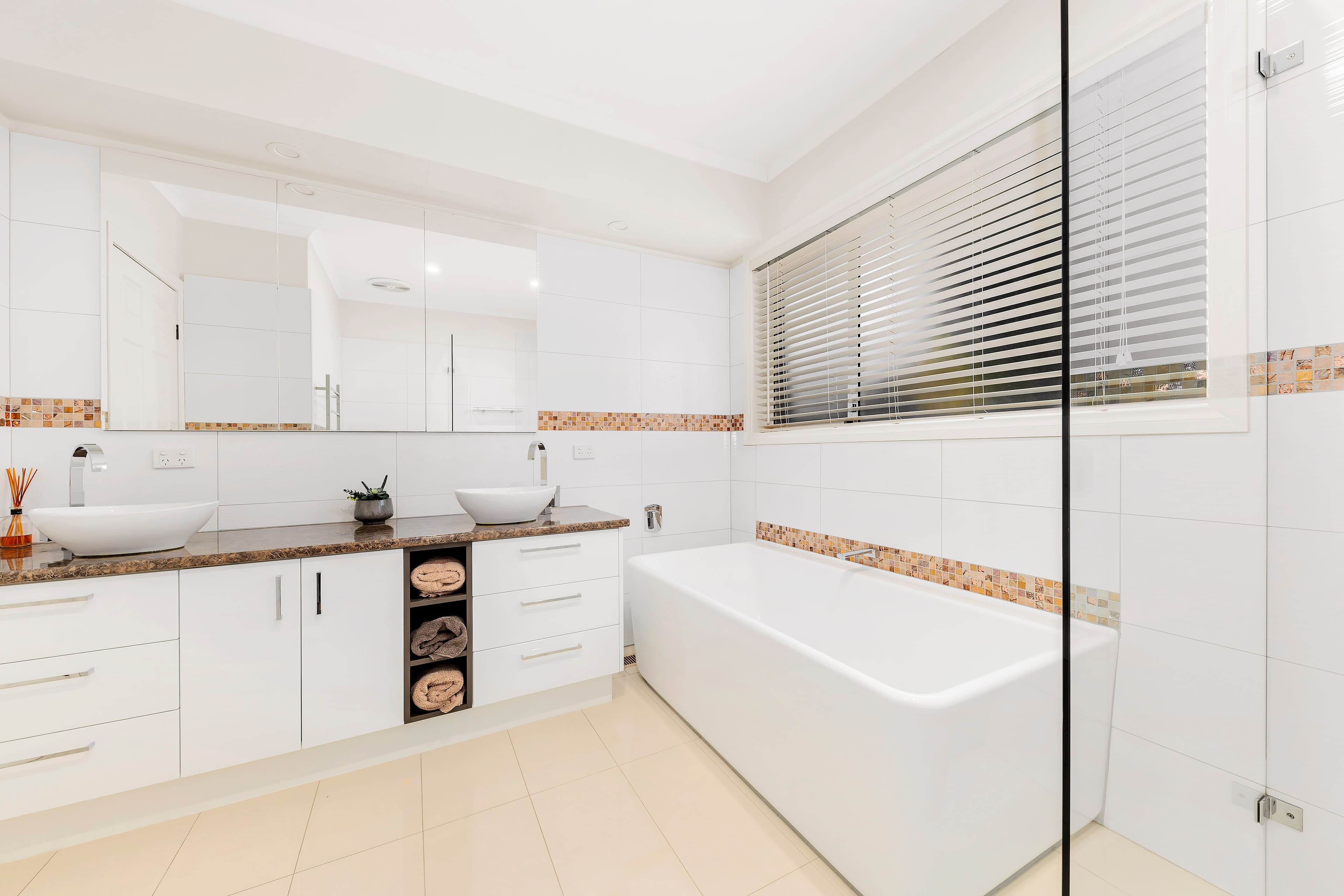 2 Devira Court, Rowville VIC 3178, Rowville - Thumbnail 6