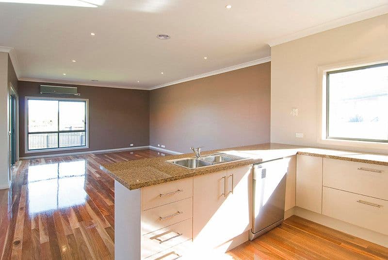 2/8 – 10 Victor Avenue, Paradise Point, QLD, 4216, Paradise Point - Thumbnail 4