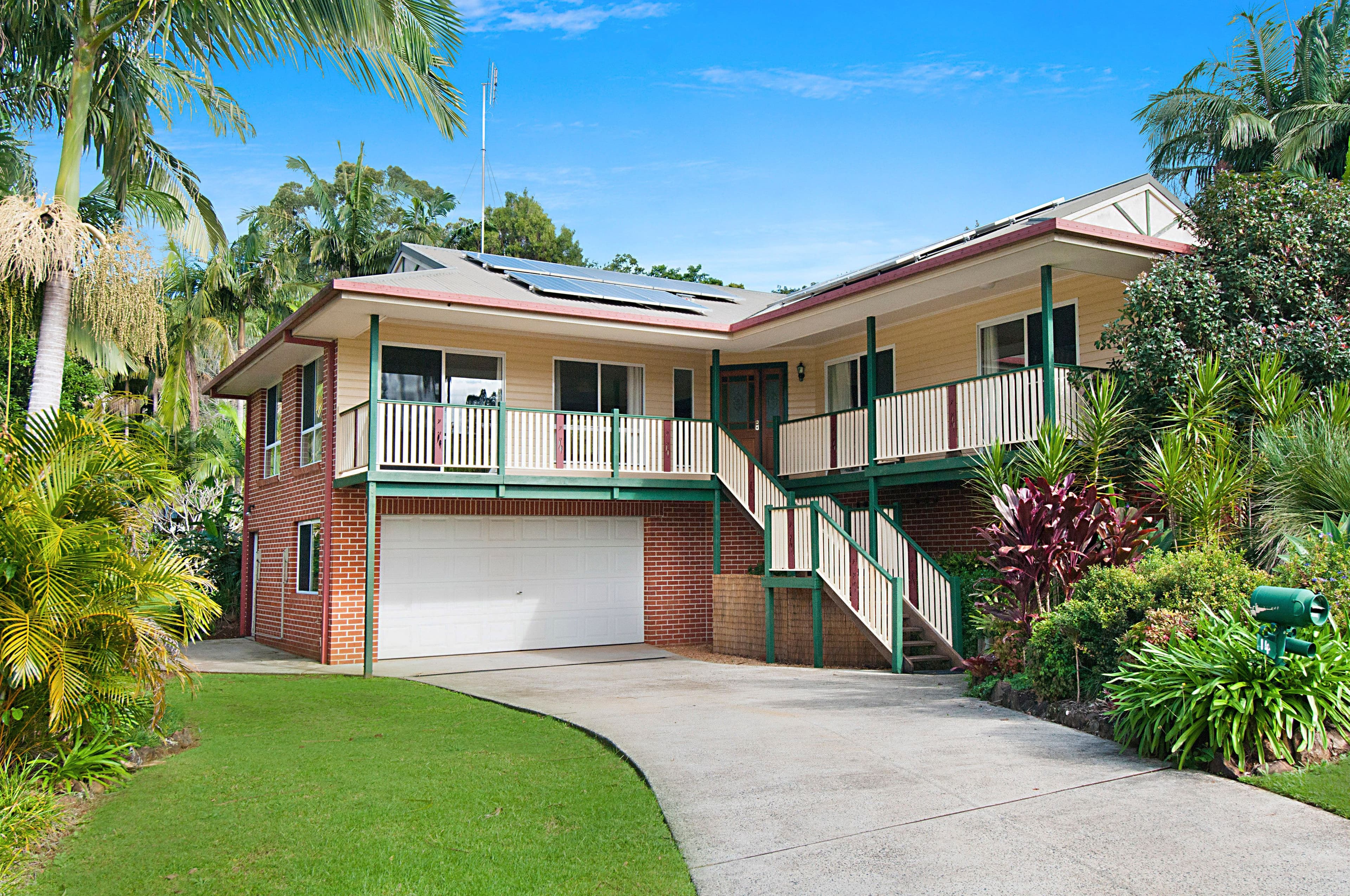 14 Raftons Road, Bangalow - Image 1