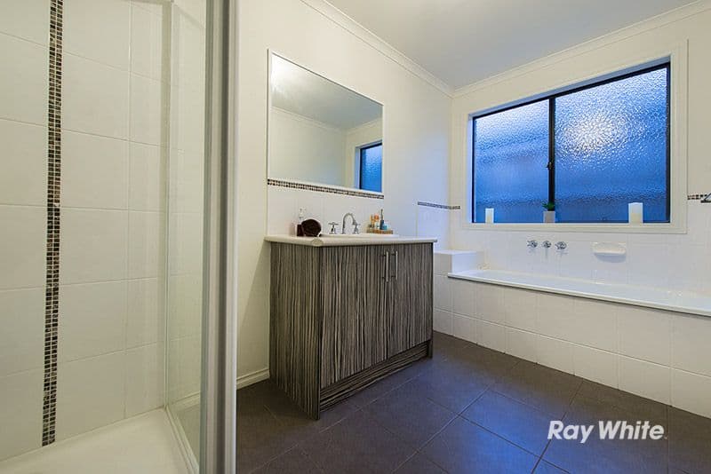 36 Flash Dan Drive, Cranbourne East VIC 3977, Cranbourne East - Thumbnail 7