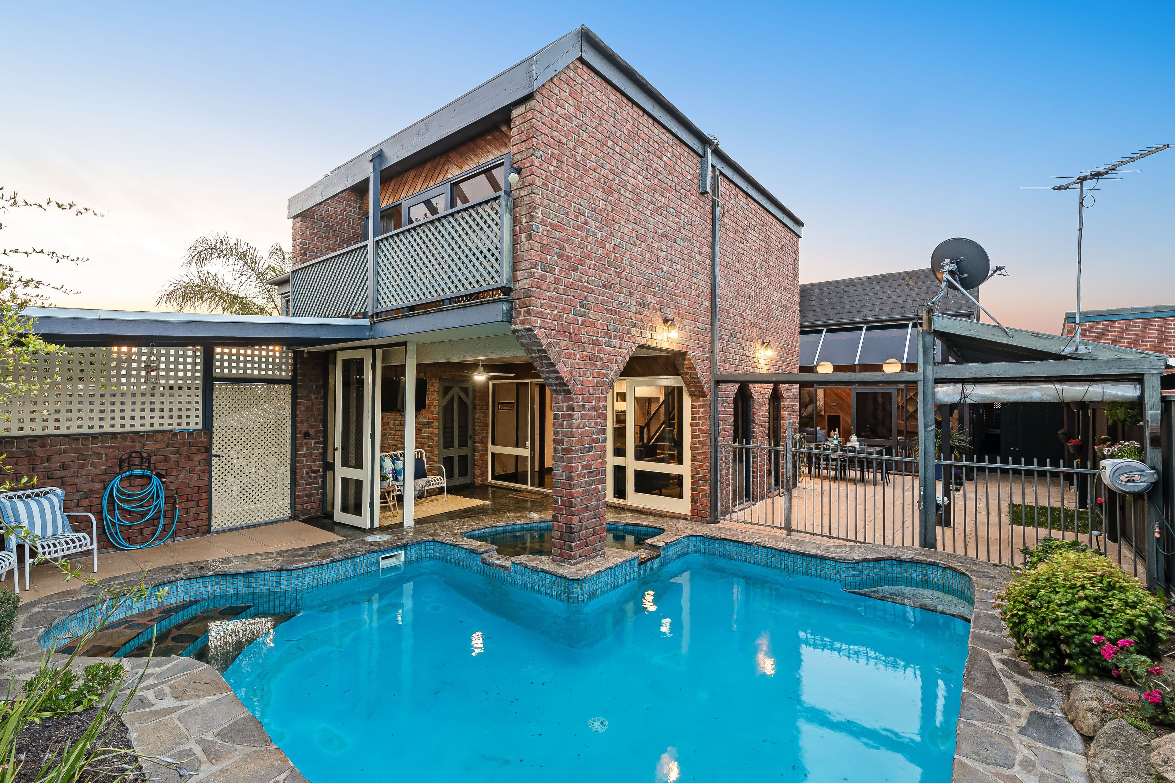 27 Dyer Court, West Lakes SA 5021, West Lakes - Image 1
