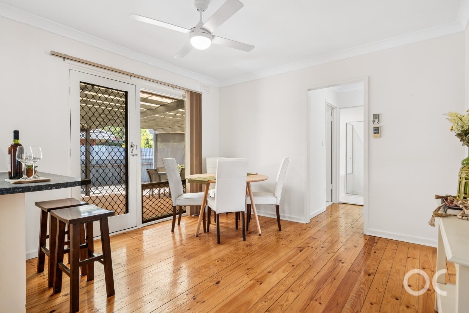 34 Collins Parade, Hackham - Thumbnail 4