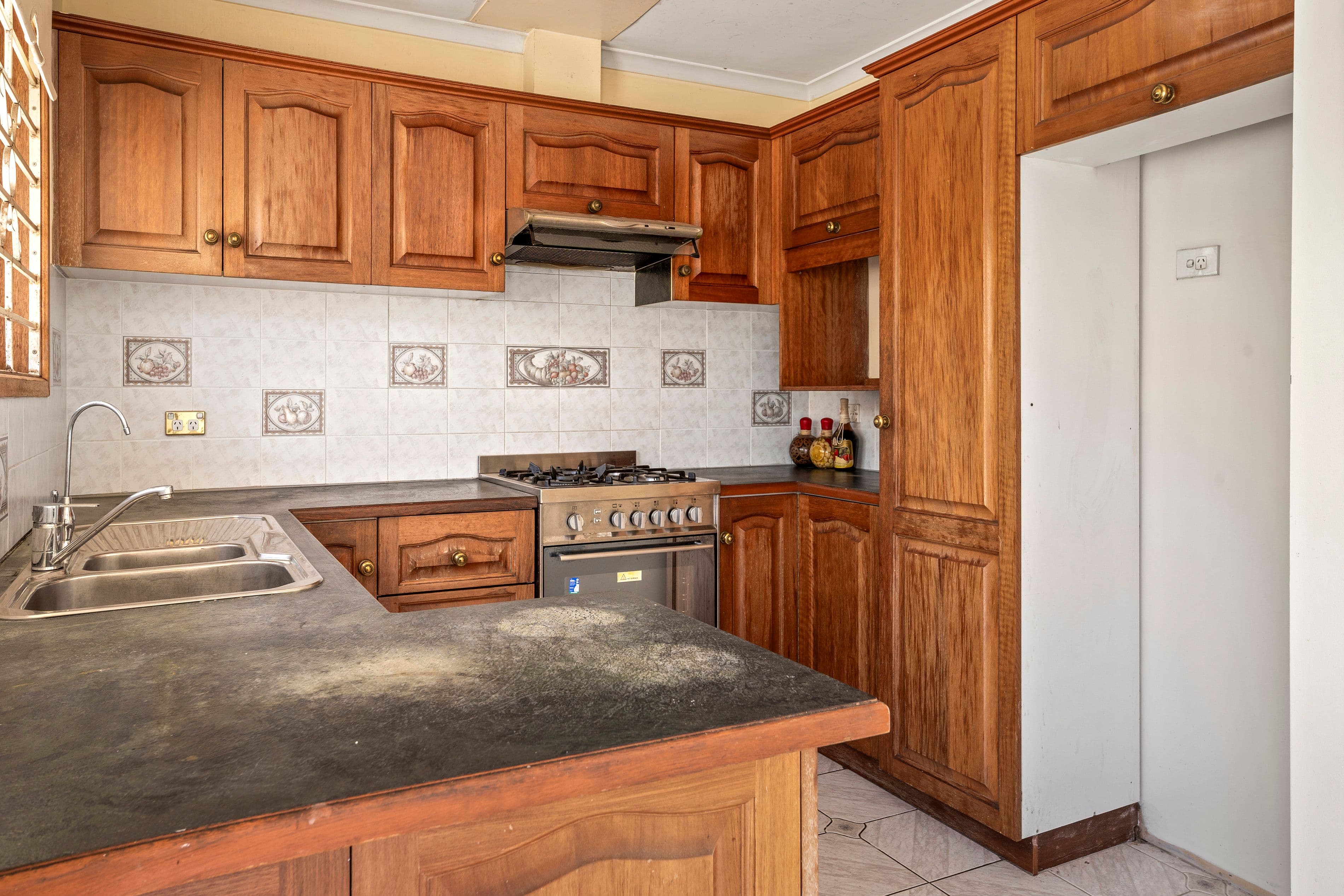 8 Allenby Road, Ottoway SA 5013, Ottoway - Thumbnail 4
