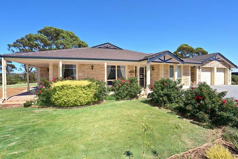 8 March Court, CLARE SA 5453, Clare - Image 1