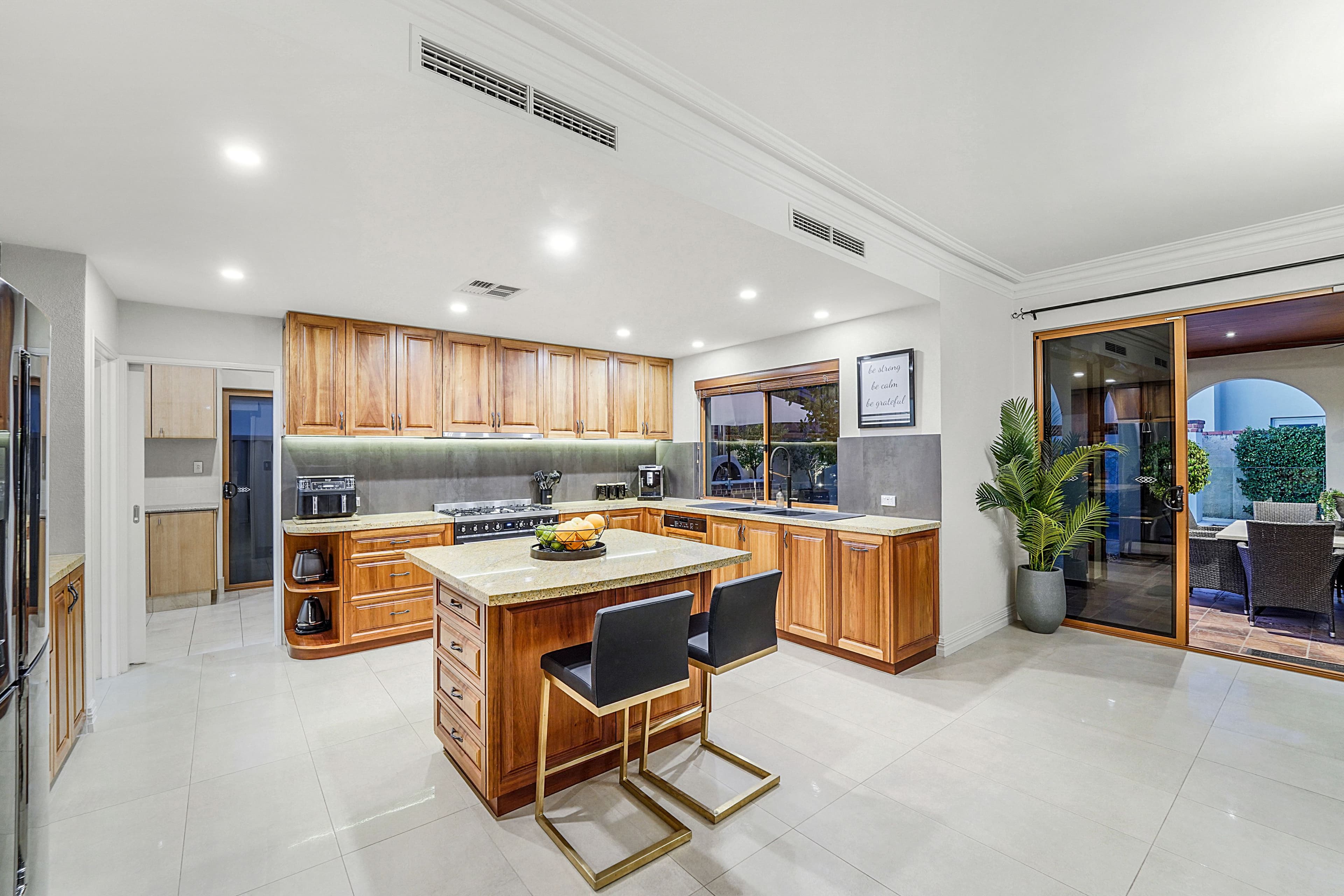 5 Milano Avenue, Stirling WA 6021, Stirling - Thumbnail 5