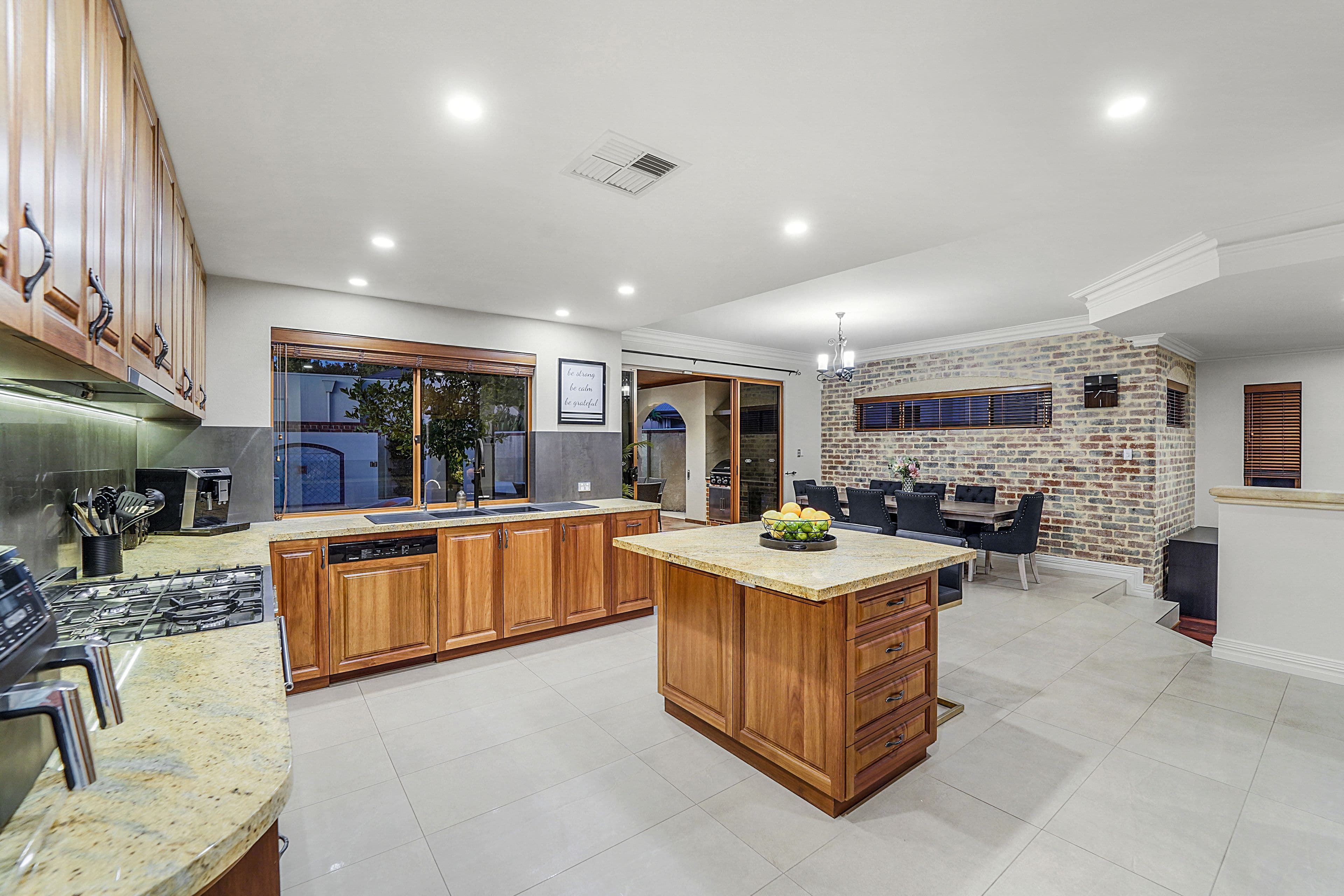 5 Milano Avenue, Stirling WA 6021, Stirling - Thumbnail 7