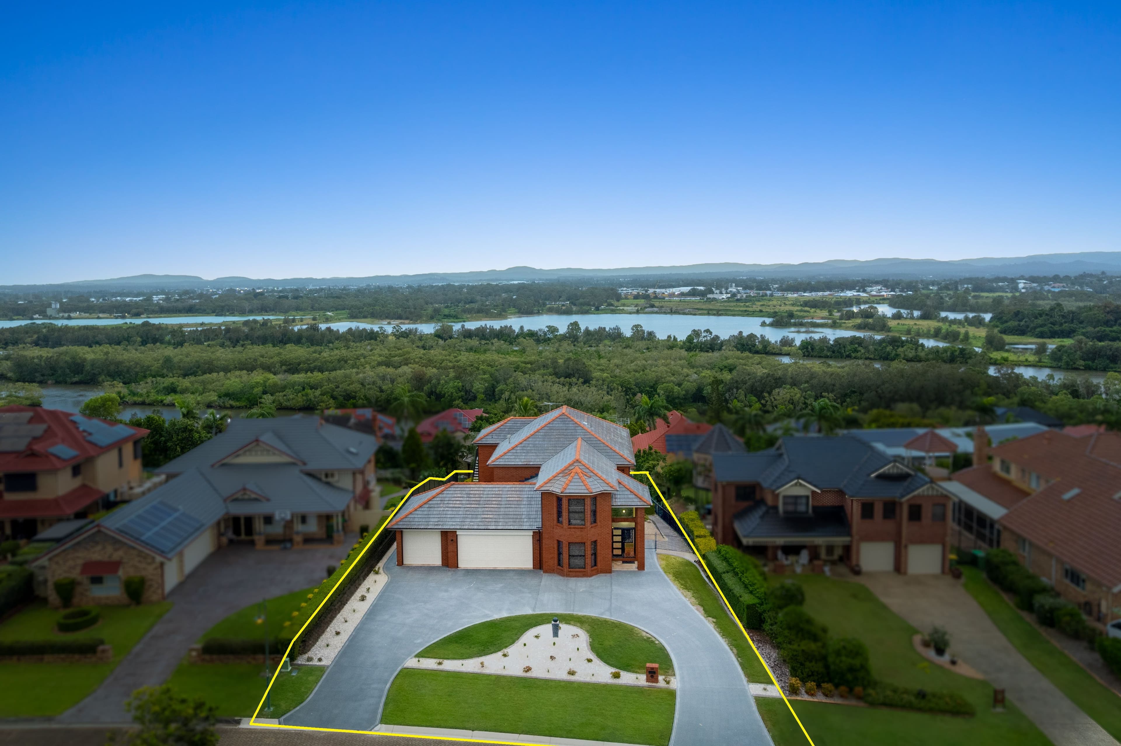 10 Hawkhurst Court, Murrumba Downs QLD 4503, Murrumba Downs - Image 1