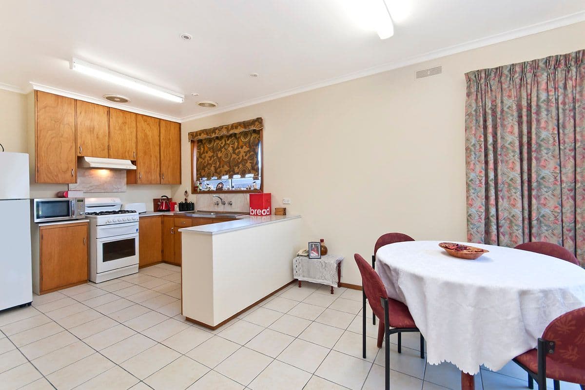 38 Pecten Avenue, WARRNAMBOOL VIC 3280, Warrnambool - Thumbnail 8