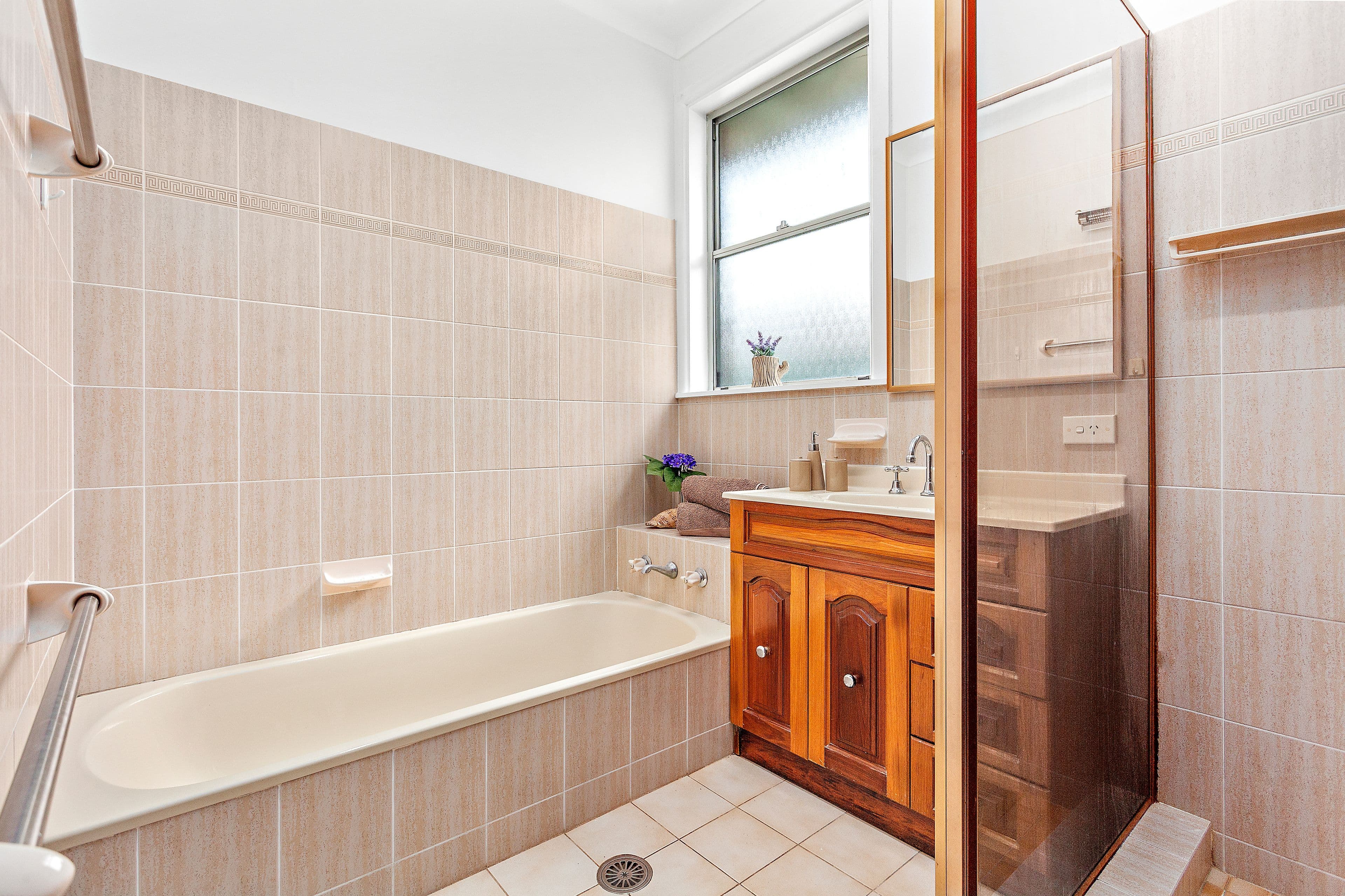 28 Moorefield Avenue, Kogarah - Thumbnail 7