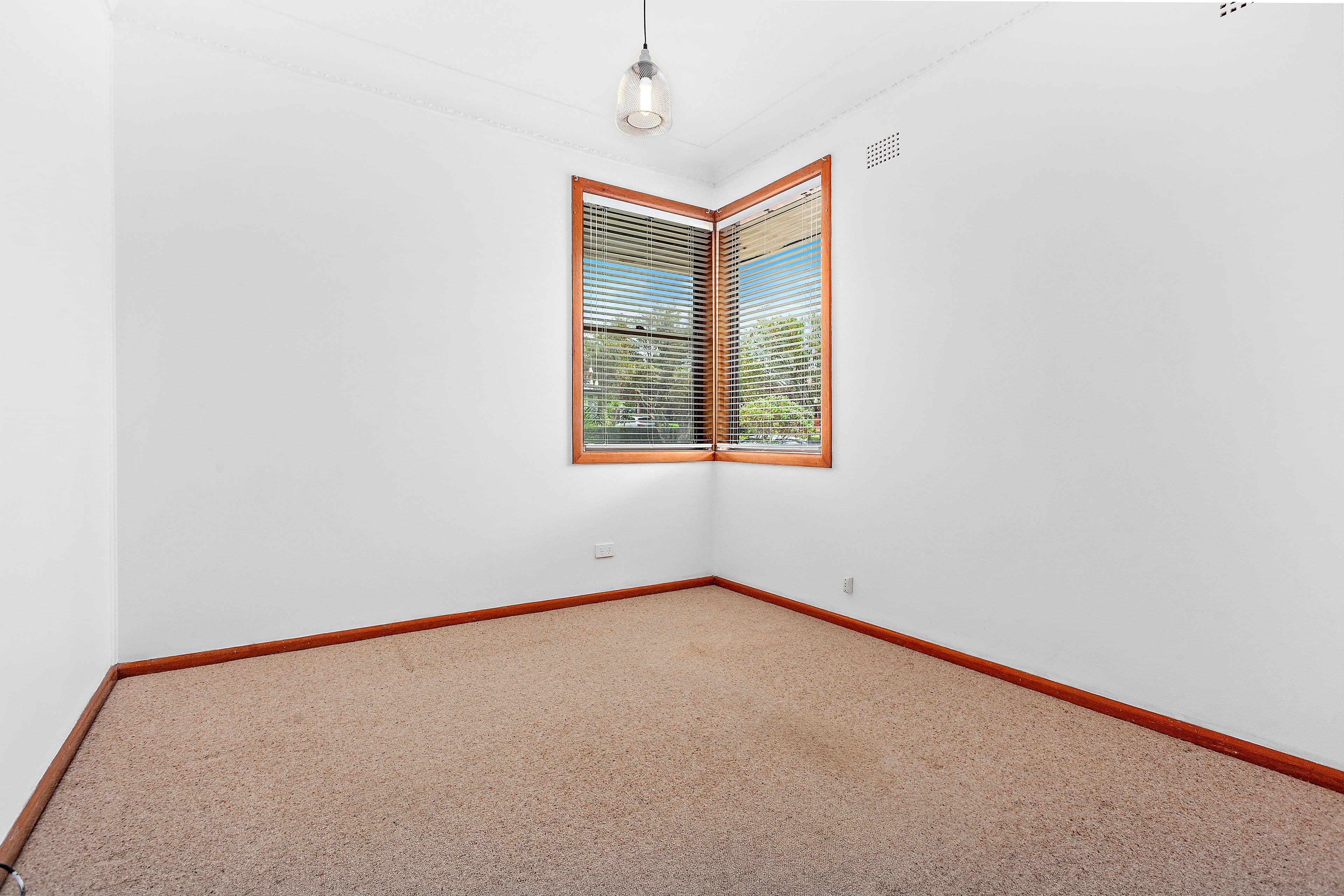 28 Moorefield Avenue, Kogarah - Thumbnail 8